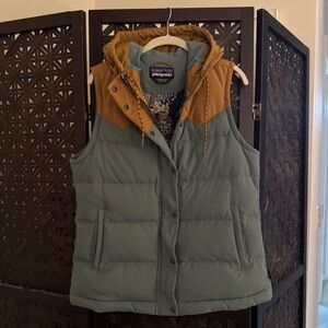 Patagonia Bivy Women’s Hooded Vest - Large